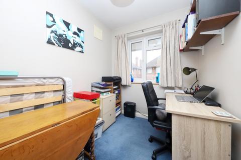 6 Russell Close, Ruislip, HA4 9EF