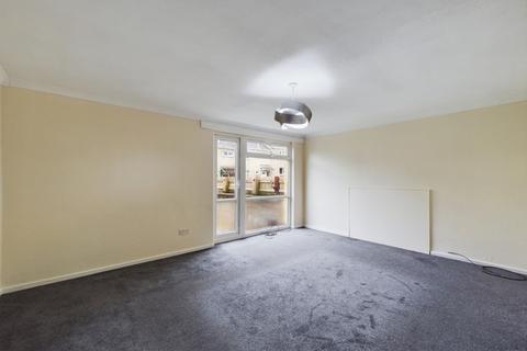 3 bedroom end of terrace house to rent, Bishop Court, Kendal