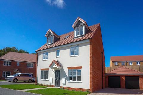 5 bedroom detached house for sale, Plot 125, The Newton at Persimmon at White Rose Park, Drayton High Road NR6