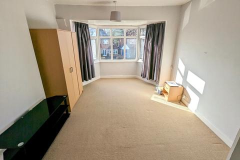 31 Ladbrook Road, Solihull, B91 3RN