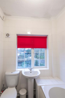 2 bedroom flat to rent, Riverside Flat, Goring on Thames, RG8