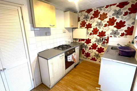 2 bedroom flat to rent - Humber Road, Bettws, Newport