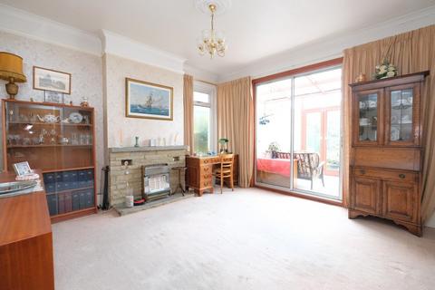 290 Tubbenden Lane South, Orpington, BR6 7DN