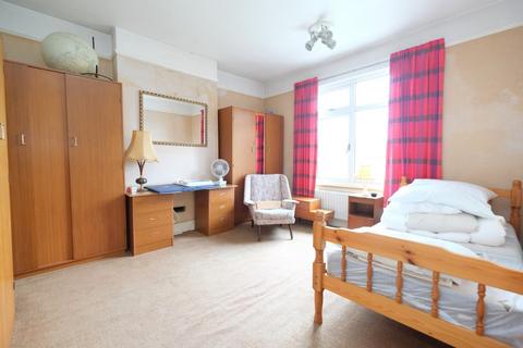 290 Tubbenden Lane South, Orpington, BR6 7DN