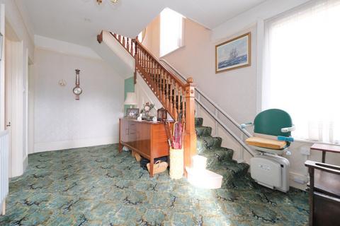290 Tubbenden Lane South, Orpington, BR6 7DN