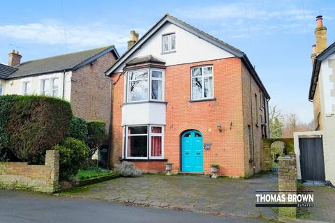 290 Tubbenden Lane South, Orpington, BR6 7DN