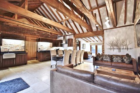 5 bedroom barn conversion for sale, Lincoln Road, Welton Le Wold LN11 0QS