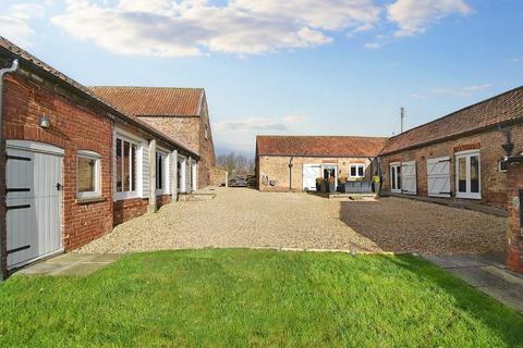 5 bedroom barn conversion for sale, Lincoln Road, Welton Le Wold LN11 0QS