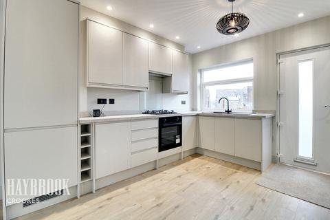 54 Daniel Hill, Sheffield, S6 3JF