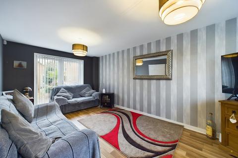 1 Adkins Close, Stretton, Burton-on-trent, DE14 2FH