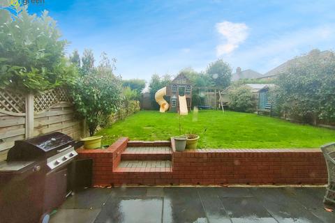 3 bedroom semi-detached house for sale, Elmfield Road, Birmingham B36