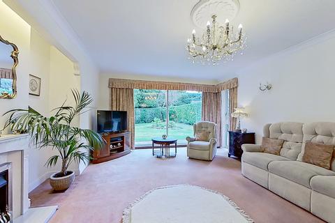 17 Highgate, Sutton Coldfield, B74 3HW