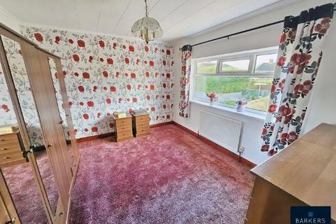 3 bedroom semi-detached house for sale - Haworth Road, Birstall, Batley