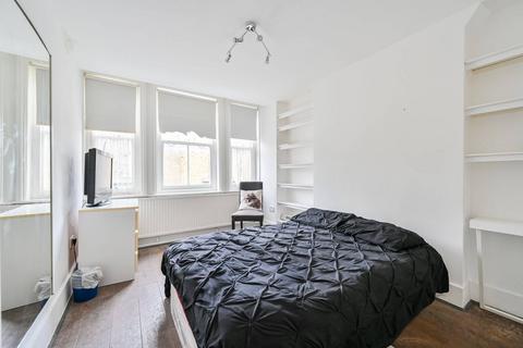 2 bedroom flat for sale, Hayles Buildings, Elephant and Castle, London, SE11