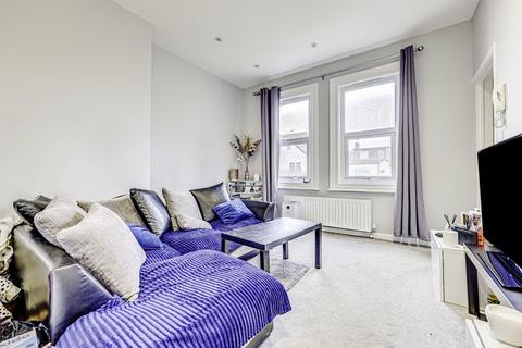 2 bedroom flat for sale - Grosvenor Road, Westcliff-on-Sea