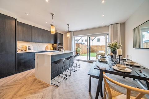 6 The Gallop, South Croydon, CR2 7LP