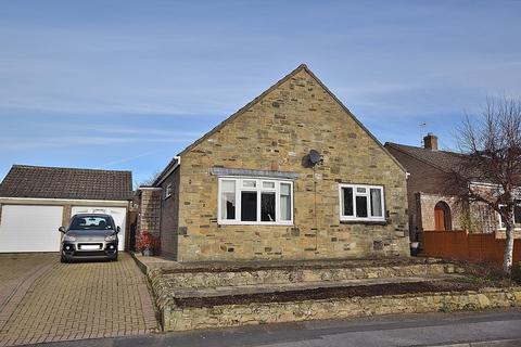 2 bedroom detached bungalow for sale, Wathcote Close, Richmond