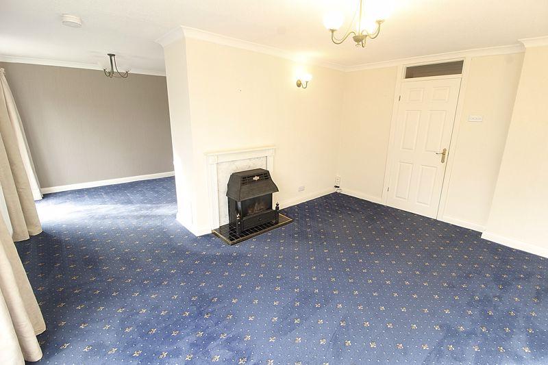 St Bees Close, Gatley 3 bed bungalow to rent £1,345 pcm (£310 pw)