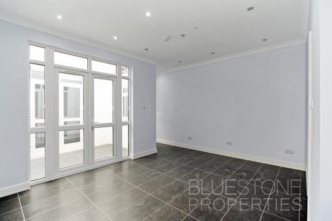 1 bedroom apartment to rent, Trinity Road, Tooting Bec