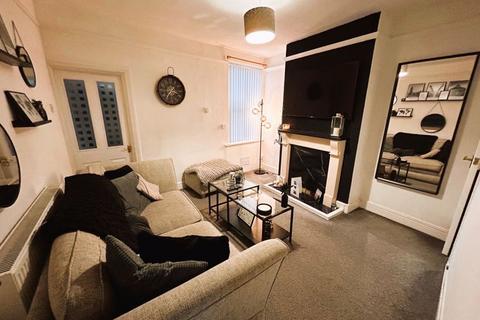 3 bedroom end of terrace house for sale, Lichfield Road, Brownhills, Walsall WS8 6HT
