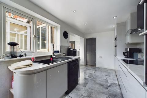 101 Guildford Grove, Middleton, Manchester, M24 2WX