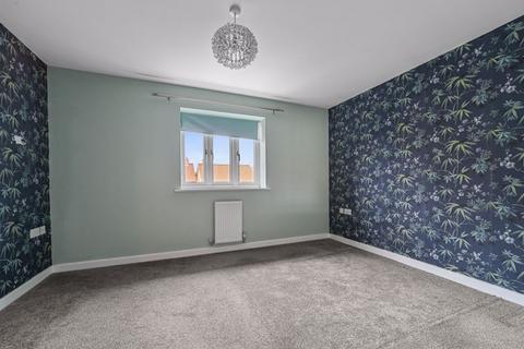 2 bedroom end of terrace house for sale, Stirling Close, Chedburgh