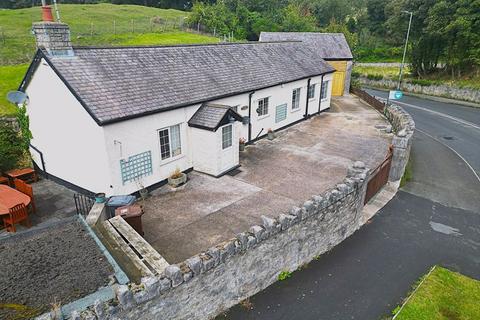 3 bedroom detached bungalow for sale, Colwyn Road, Llandudno