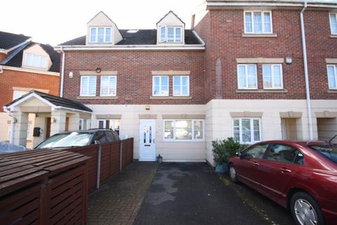 4 bedroom townhouse for sale, Rose Park Close, North Hayes