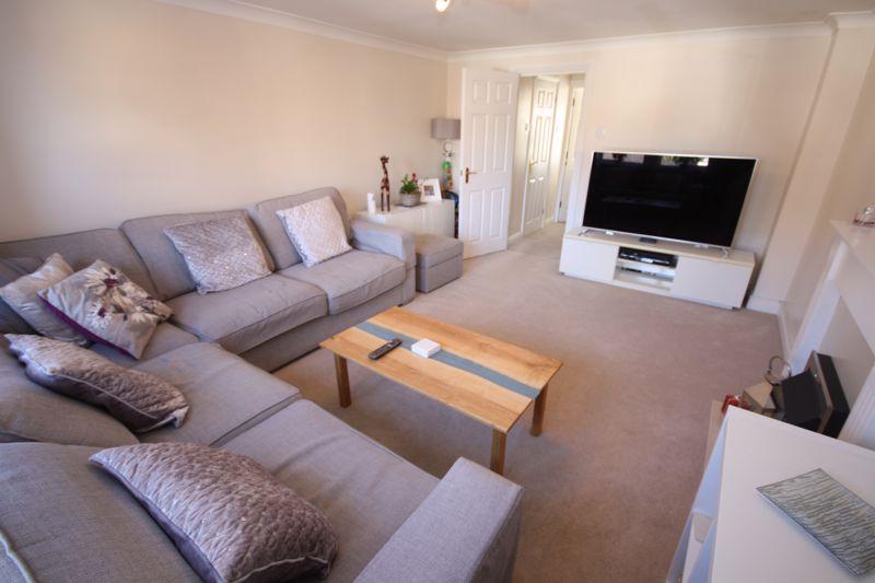 Rose Park Close, North Hayes 4 bed townhouse for sale £550,000