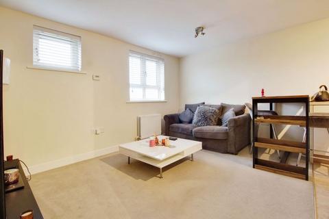 2 bedroom apartment for sale - Cambridge Road, St. Neots PE19