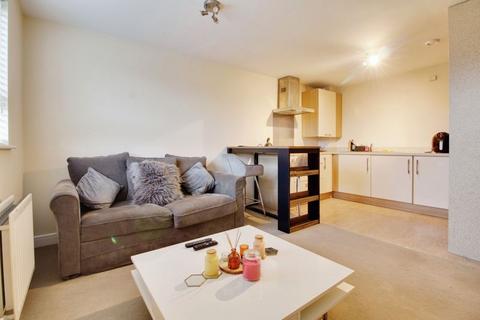 2 bedroom apartment for sale - Cambridge Road, St. Neots PE19