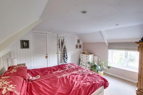 74 Frome Road, Southwick, Trowbridge, BA14 9QQ