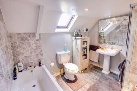 74 Frome Road, Southwick, Trowbridge, BA14 9QQ