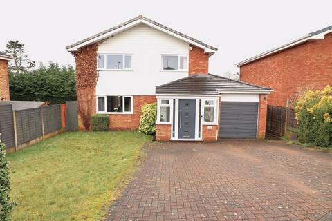 4 bedroom detached house for sale, Woodstock Close, Macclesfield