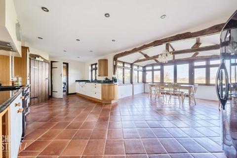 Rosies Cottage Kirkham Road, Horndon On The Hill, Stanford-le-hope, SS17 8QE