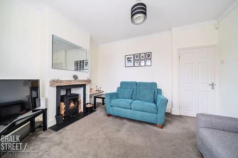 7 Drummond Road, Romford, RM7 7EJ