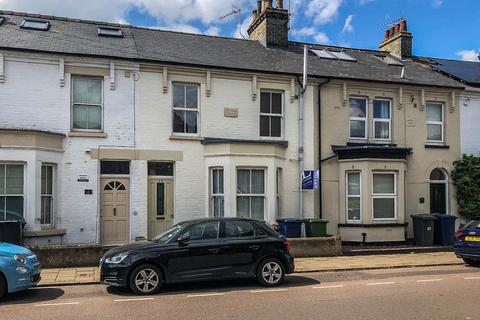 1 bedroom in a house share to rent, Devonshire Road, Cambridge, CB1