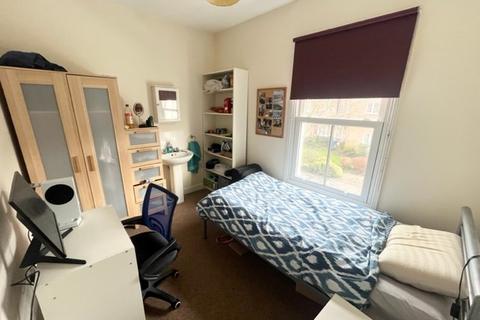 1 bedroom in a house share to rent, Devonshire Road, Cambridge, CB1