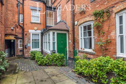 1 bedroom flat to rent, Courtyard Cottages 2-4 High Street, Bromsgrove, B61