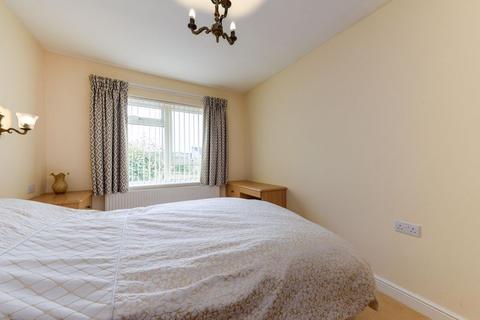 16 Budbury Close, Bradford-on-avon, BA15 1QG