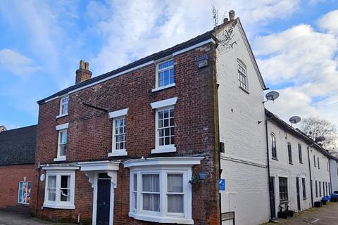 2 bedroom house to rent, Stafford Street, Market Drayton TF9