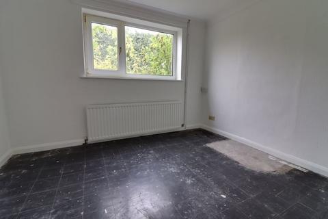 15 Avon Close, Stafford, ST16 3XB