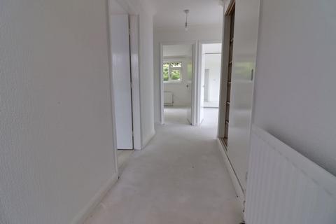 15 Avon Close, Stafford, ST16 3XB
