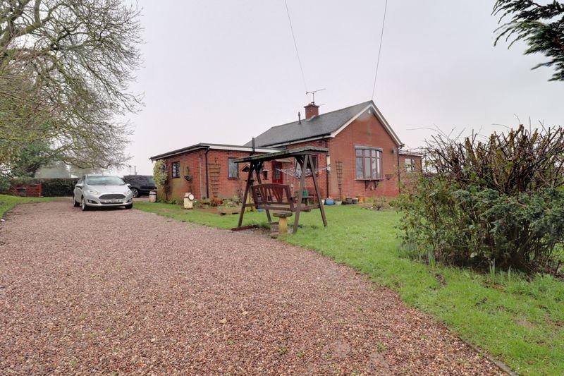 Aston Hill, Stafford ST18 2 bed detached bungalow for sale £450,000