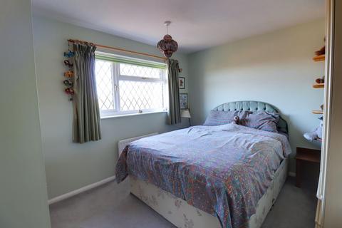 42 Vardon Close, Stafford, ST16 3YW
