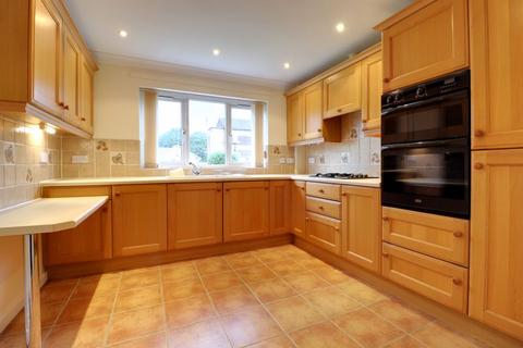 4 Bramall Close, Stafford, ST16 1YQ