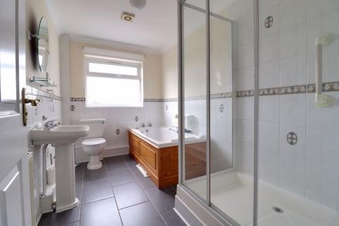 4 Bramall Close, Stafford, ST16 1YQ