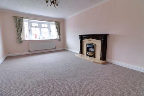 2 bedroom bungalow for sale, Creswell Farm Drive, Stafford ST16