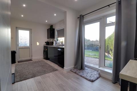21 Doxey Fields, Stafford, ST16 1HJ