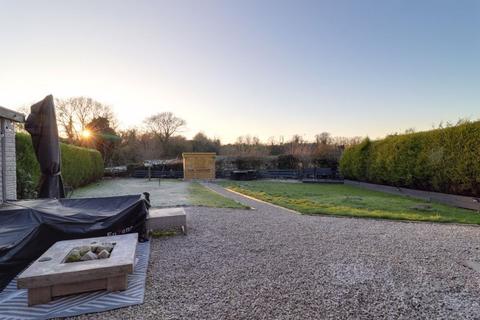 21 Doxey Fields, Stafford, ST16 1HJ